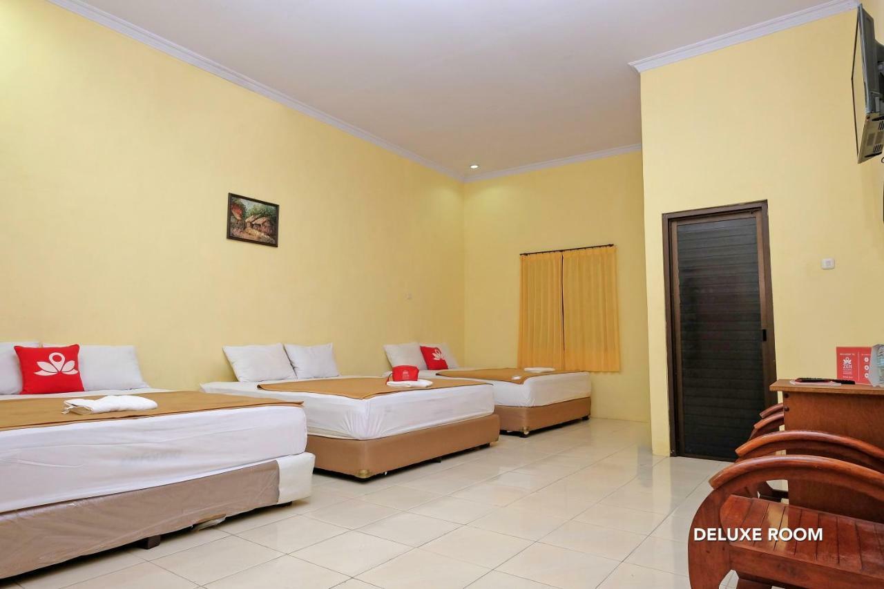 Zen Rooms B Walk Batu Маланг Екстер'єр фото